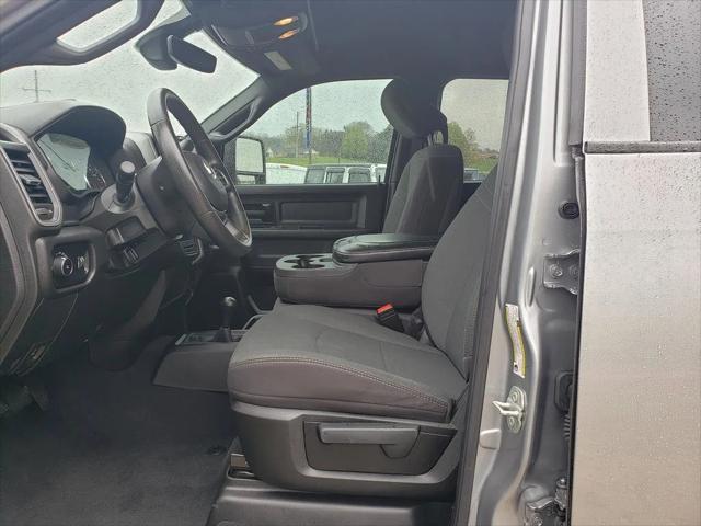 2024 Ram 3500 Tradesman Crew Cab 4x4 8' Box