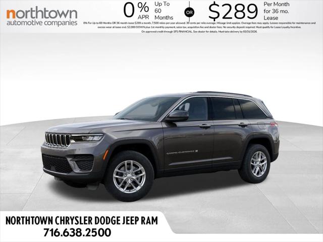 2025 Jeep Grand Cherokee GRAND CHEROKEE LAREDO X 4X4