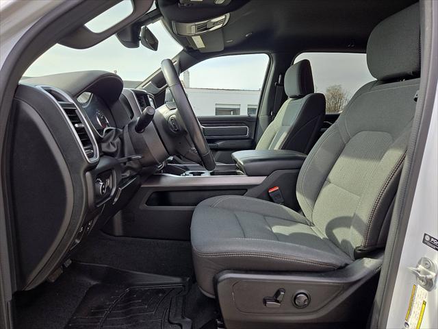 2022 Ram 1500 Big Horn Crew Cab 4x4 6'4" Box