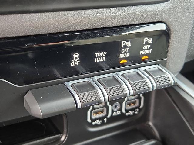 2022 Ram 1500 Big Horn Crew Cab 4x4 6'4" Box