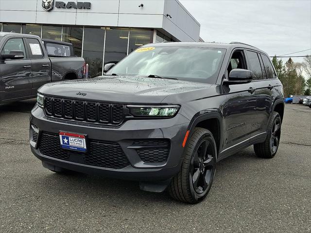 2023 Jeep Grand Cherokee Altitude 4x4