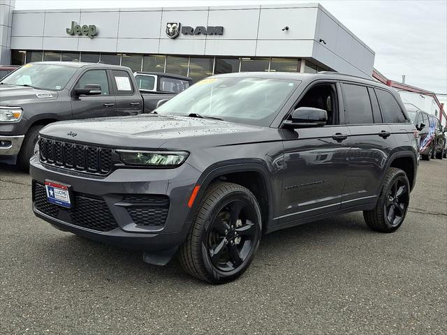 2023 Jeep Grand Cherokee Altitude 4x4