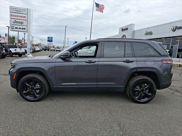 2023 Jeep Grand Cherokee Altitude 4x4