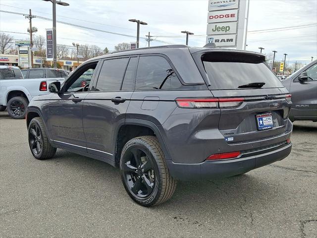 2023 Jeep Grand Cherokee Altitude 4x4