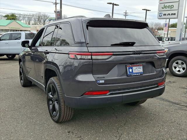 2023 Jeep Grand Cherokee Altitude 4x4