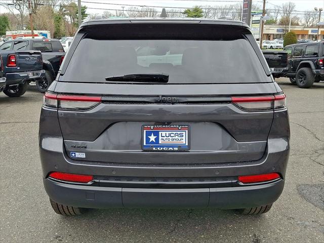 2023 Jeep Grand Cherokee Altitude 4x4