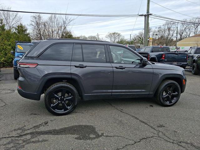 2023 Jeep Grand Cherokee Altitude 4x4
