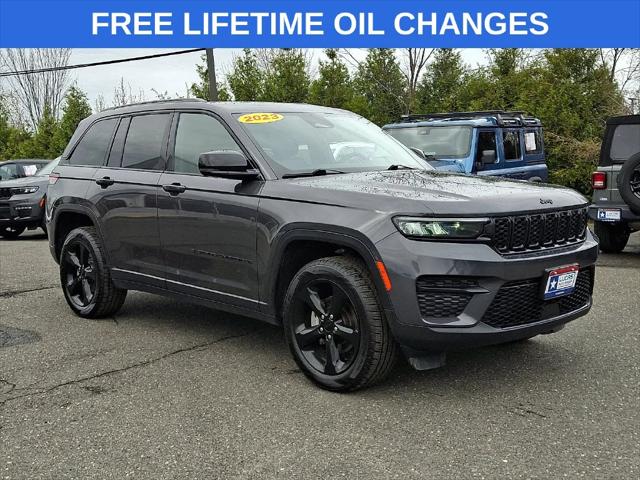 2023 Jeep Grand Cherokee Altitude 4x4 2023 Jeep Grand Cherokee Altitude 4x4