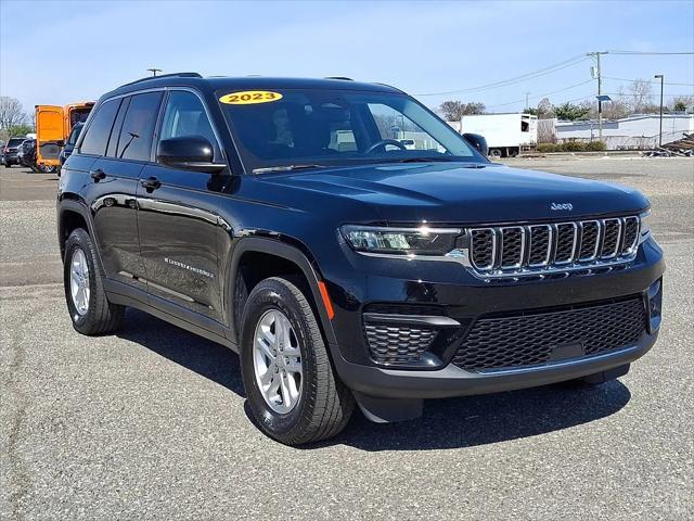 2023 Jeep Grand Cherokee Laredo 4x4