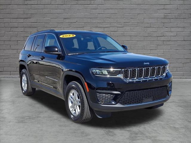 2023 Jeep Grand Cherokee Laredo 4x4 2023 Jeep Grand Cherokee Laredo 4x4