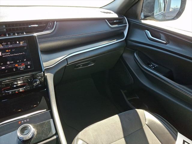 2024 Jeep Grand Cherokee L Altitude 4x4