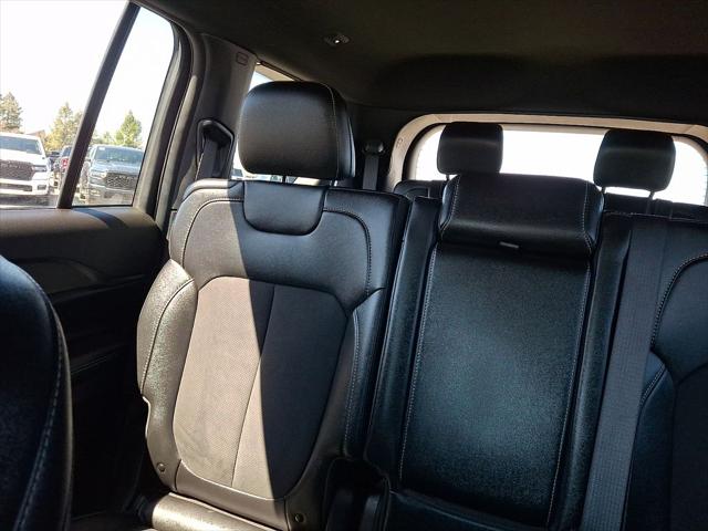2024 Jeep Grand Cherokee L Altitude 4x4
