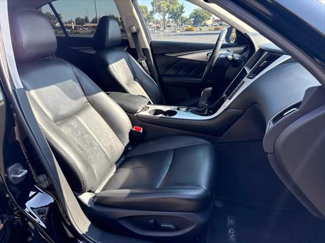 2021 INFINITI Q50 LUXE