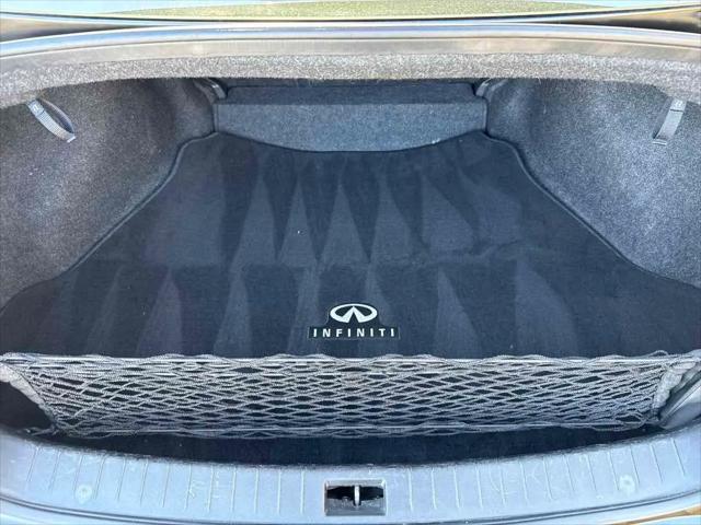 2021 INFINITI Q50 LUXE