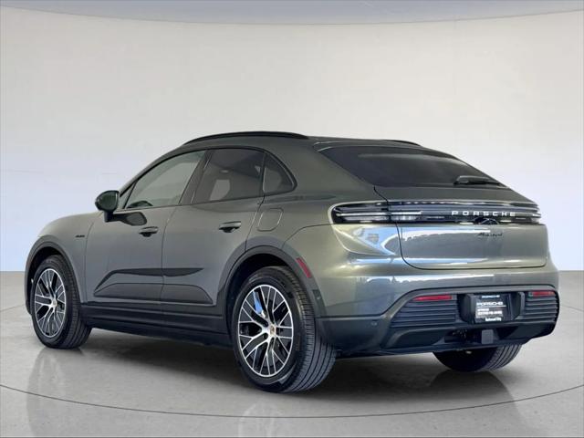 2025 Porsche Macan Electric 4
