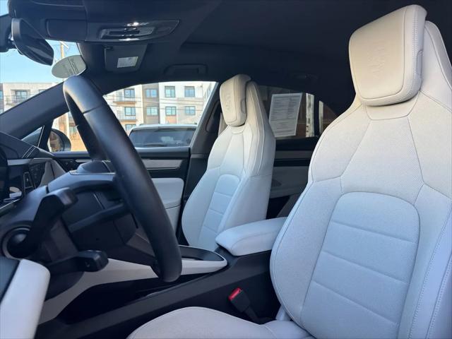 2025 Porsche Macan Electric 4