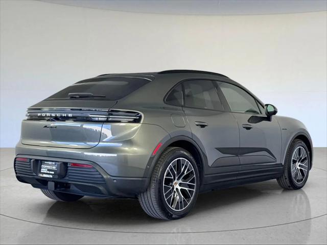 2025 Porsche Macan Electric 4