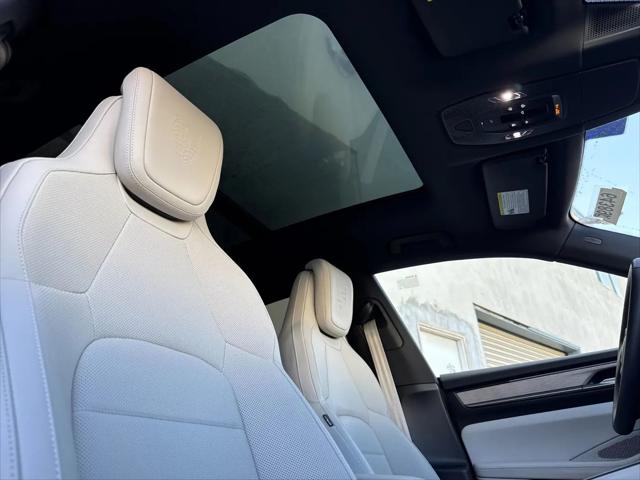 2025 Porsche Macan Electric 4