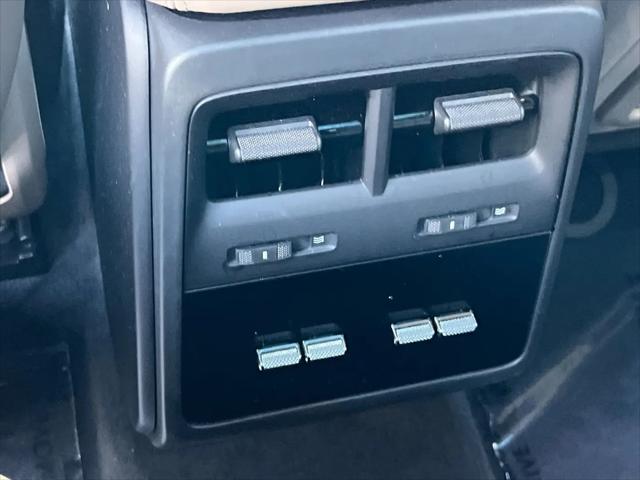 2025 Porsche Macan Electric Macan Electric