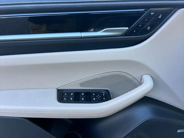 2025 Porsche Macan Electric Macan Electric