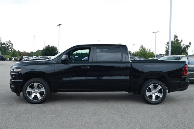 2026 Ram 1500 Express Crew Cab 4x2 57 Box