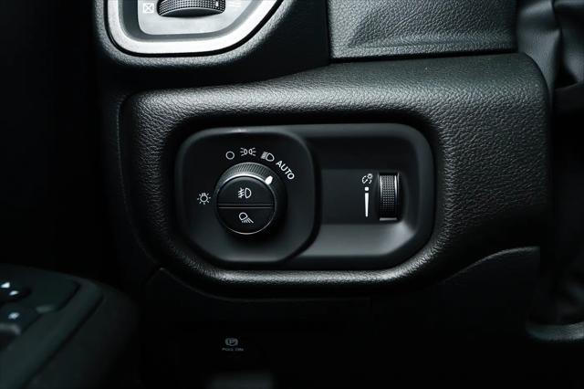 2026 Ram 1500 Express Crew Cab 4x2 57 Box