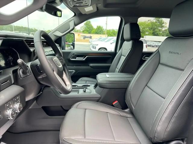 2026 GMC Sierra 2500HD Crew Cab, Standard Bed, Denali, 4WD