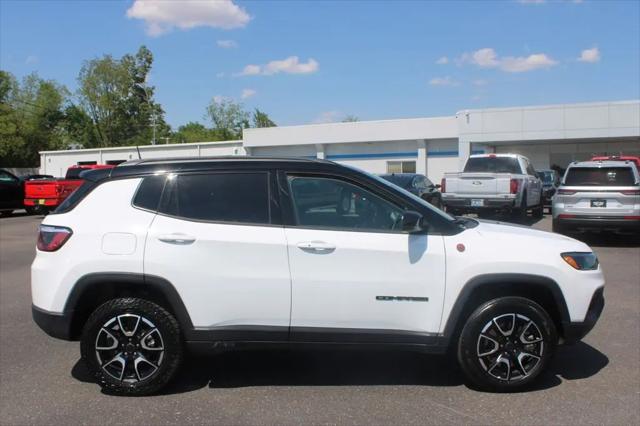 2025 Jeep Compass Trailhawk 4x4