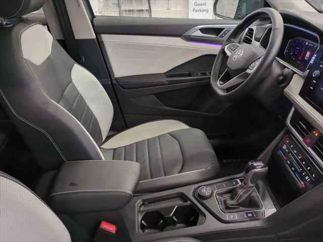 2025 Volkswagen Taos 1.5T SEL