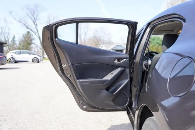 2014 Mazda Mazda3 i Sport