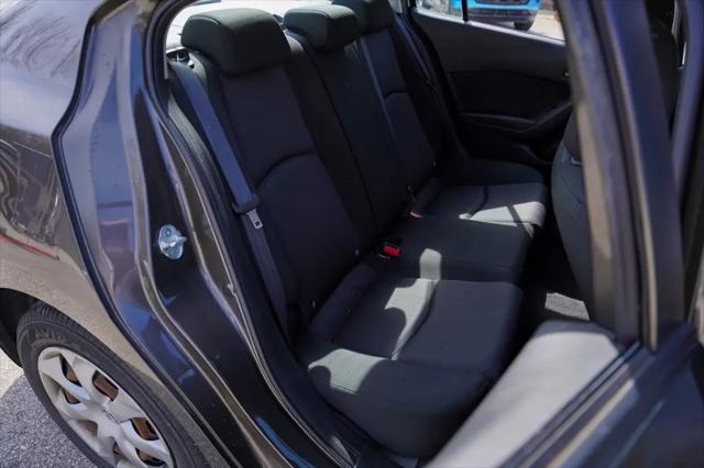 2014 Mazda Mazda3 i Sport