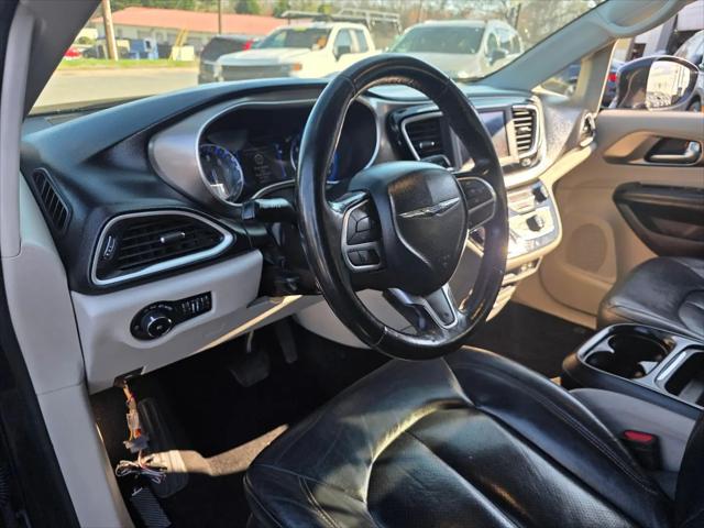 2020 Chrysler Pacifica Touring L