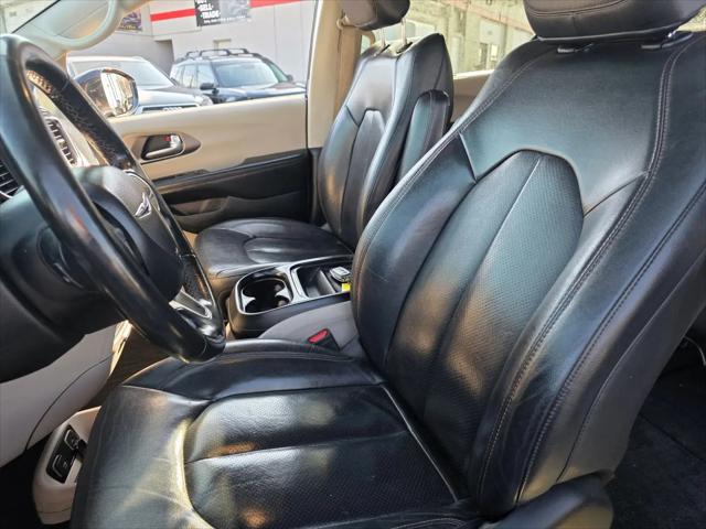 2020 Chrysler Pacifica Touring L