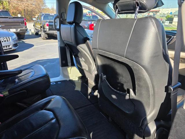 2020 Chrysler Pacifica Touring L