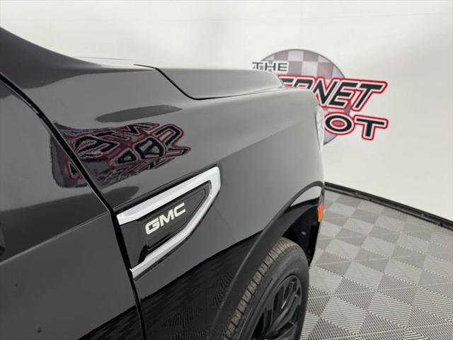2022 GMC Yukon 4WD Denali