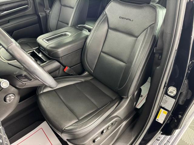 2022 GMC Yukon 4WD Denali