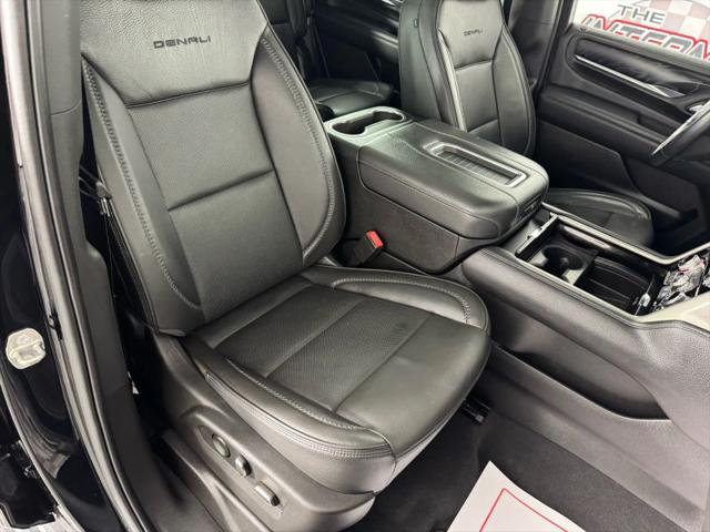 2022 GMC Yukon 4WD Denali