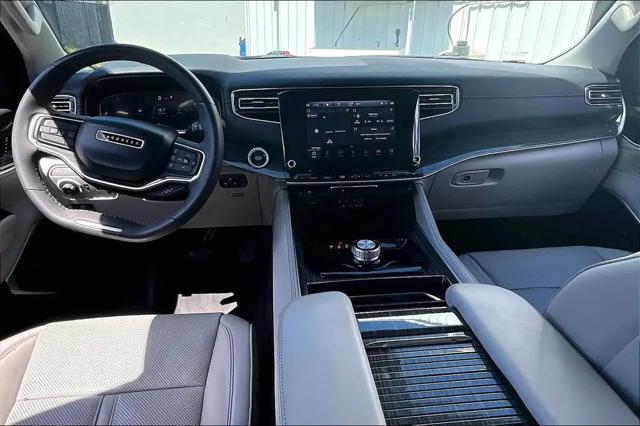 2022 Jeep Wagoneer Series III 4x2