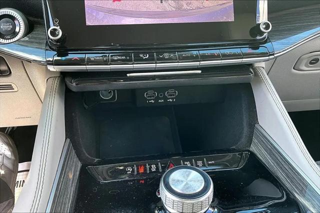 2022 Jeep Wagoneer Series III 4x2
