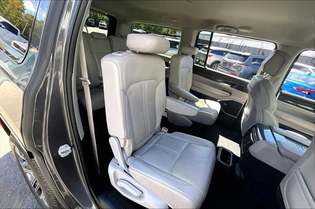 2022 Jeep Wagoneer Series III 4x2