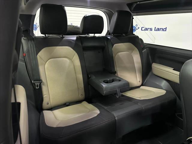 2024 Land Rover Defender 90 P400 X-Dynamic SE