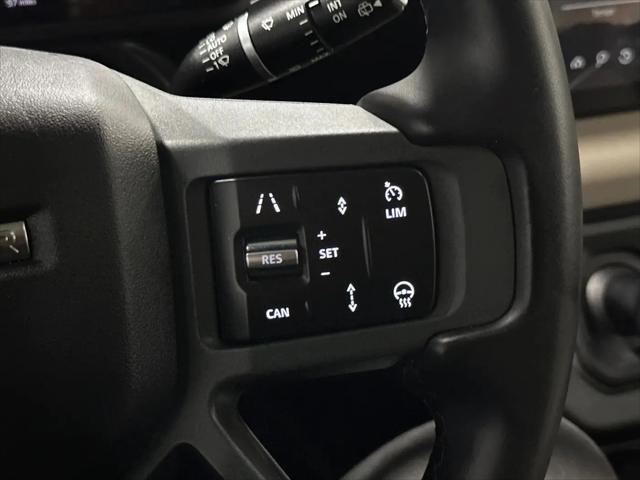 2024 Land Rover Defender 90 P400 X-Dynamic SE