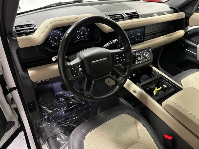 2024 Land Rover Defender 90 P400 X-Dynamic SE
