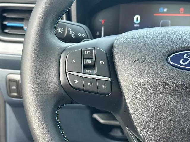 2025 Ford Maverick Lobo Standard