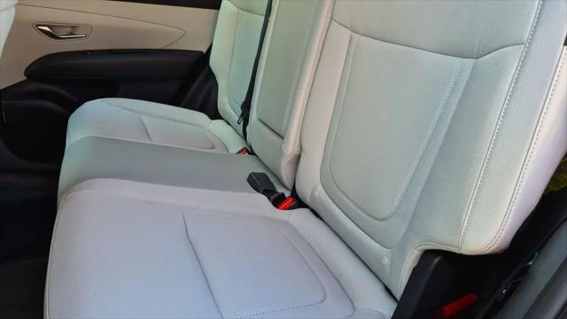2026 Hyundai Tucson Hybrid Blue SE