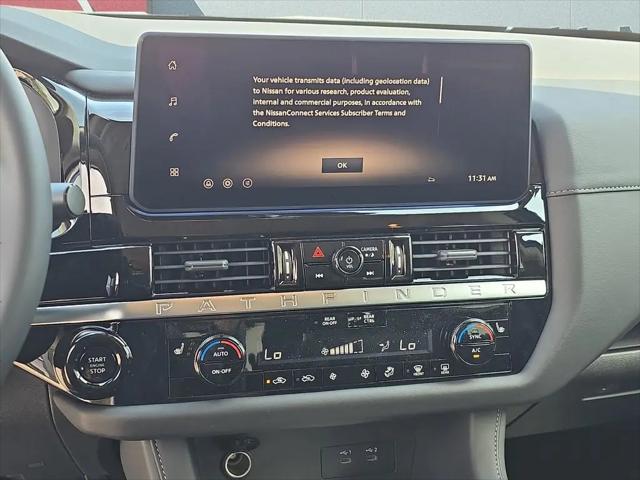 2026 Nissan Pathfinder SV