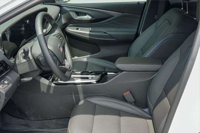 2026 Buick NV Sport Touring FWD
