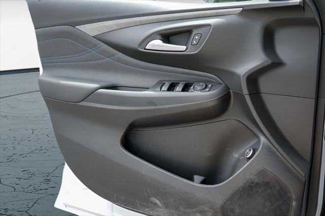 2026 Buick NV Sport Touring FWD