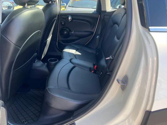 2015 MINI Hardtop Cooper