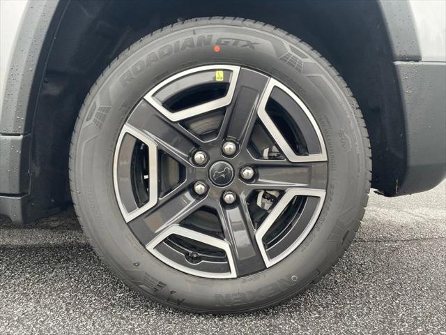 2026 Jeep Cherokee Laredo 4x4
